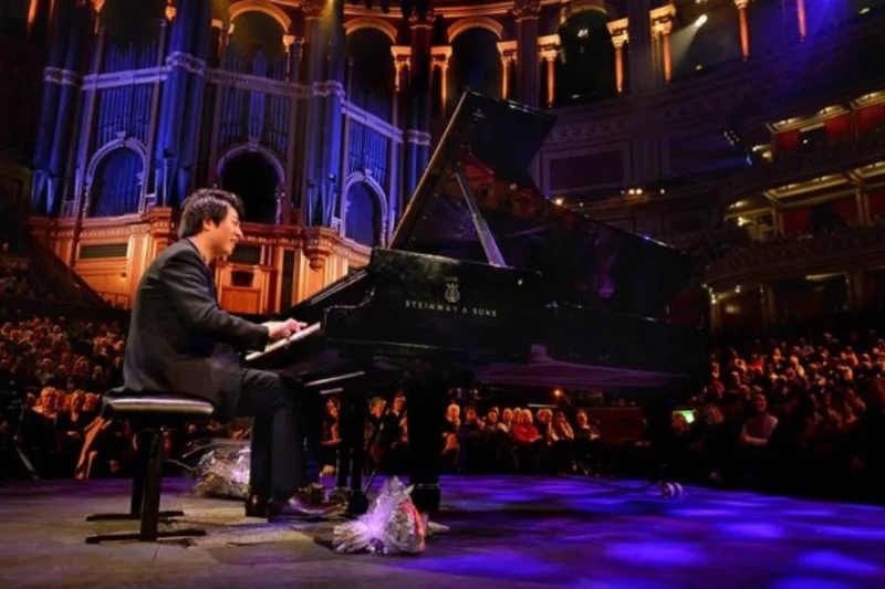 پیانو رویال چیست؟