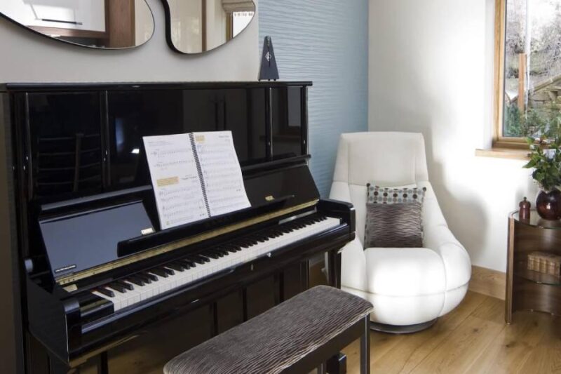 پیانو پتروف یا پیانو یاماها