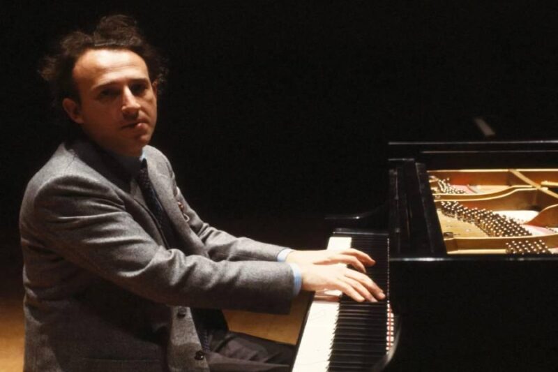 پیانیست معروف ایتالیایی
